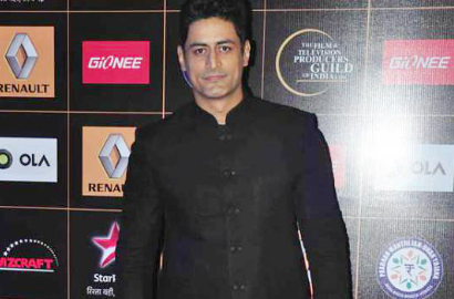 Mohit Raina 'Mahadewa' Jadi Aktor Terbaik di Star Guild Awards 2015