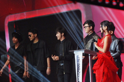Kolaborasi SM*SH - Cherry Belle di Infotainment Awards Sekeren Idol K-Pop