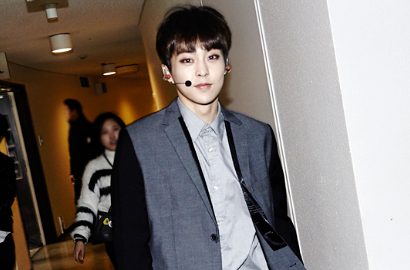Sudah Sembuh, Xiumin Fokus untuk Persiapan Konser EXO