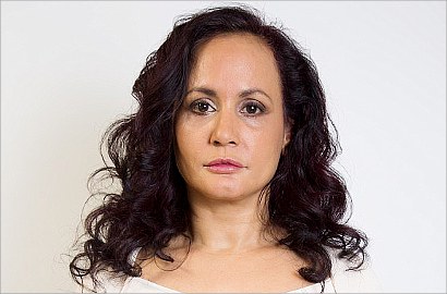 Astaga, Wanita di London Tak Pernah Senyum Selama 40 Tahun