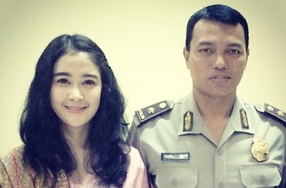 Jadi Ibu Bhayangkari, 'Tantangan' Uut Permatasari Dipinang Polisi