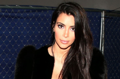Kim Kardashian Foto Pantat Polos Lagi Buat Majalah
