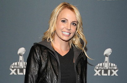 Britney Spears Nyaris Bugil untuk Promosi Lingerie Merek Sendiri