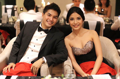 Mesranya Foto Chelsea Olivia dan Glenn Alinskie Bak Pre-Wedding