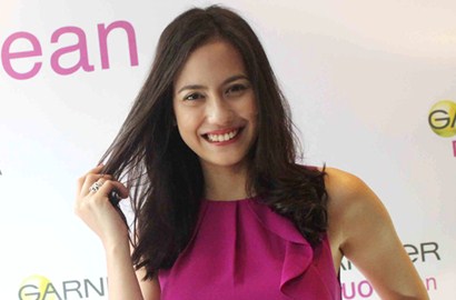 Pevita Pearce Disebut-Sebut Pacaran dengan Anak Pemilik Blue Bird Group