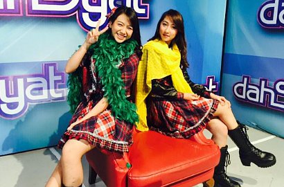 Shania dan Tata JKT48 Debut Jadi Host 'Dahsyat'
