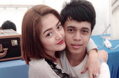 Siti Badriah Batal Nikah Karena Ada Orang Ketiga?