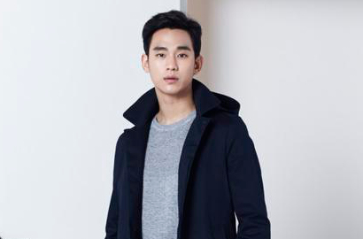 Kim Soo Hyun Belum Putuskan Kapan Masuk Wamil