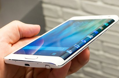 Bocor, Ini Foto Duo Samsung Galaxy S6 dan Galaxy Edge Paling Jelas