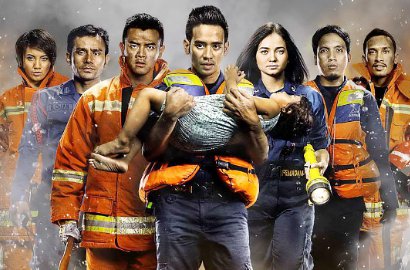 Desta dan Tara Budiman Rasakan Sulitnya Jadi Pemadam Kebakaran di 'Air dan Api'