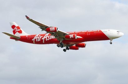 Gangguan Mesin, Pesawat AirAsia Berputar-Putar di Selat Malaka Selama 4 Jam