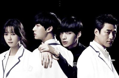 Ahn Jae Hyun dan Goo Hye Sun Mesra Berbagi Darah di Poster 'Blood'