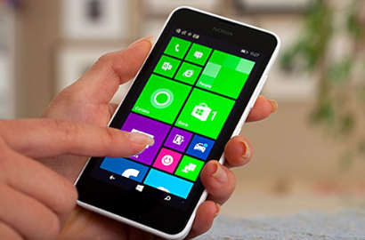 Hore, Windows 10 Berjalan Mulus di Nokia Lumia 635