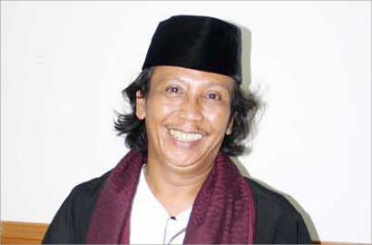 Jadi Tersangka Kasus Korupsi TVRI, Mandra Nangis