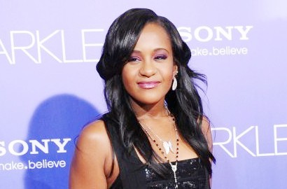 Keluarga Ungkap Anak Whitney Houston Sudah Membuka Matanya