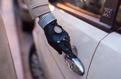 Gelang Canggih Ini Bisa Berubah Desain dengan Bantuan Smartphone
