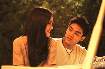 Shandy Aulia-Boy William Ketakutan Lihat Hantu di Poster 'Tarot'