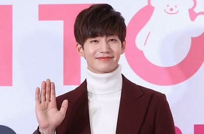 Song Jae Rim Topless di Foto Baru 'Unkind Women'