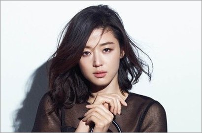 Demi Peran di 'Assassination', Jun Ji Hyun Rela Potong Rambut Indahnya
