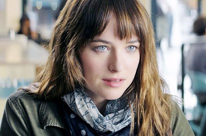 Dakota Johnson Ternyata Curi Celana Dalam 'Fifty Shades of Grey'