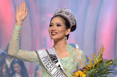 Pakai Kaus Palu Arit, Puteri Indonesia 2015 Dihujat Publik