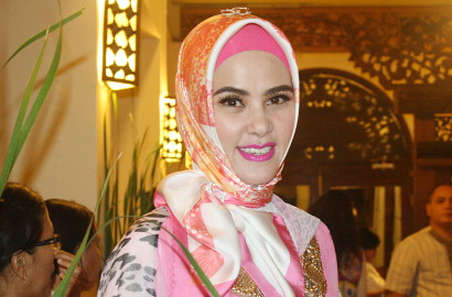 Angel Lelga Kesal Syahrini Kaitkan Namanya dengan Kasus Abraham Samad