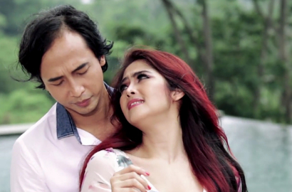 Piyu Padi Mesra Bareng Audrey di Video Klip 'Labil'