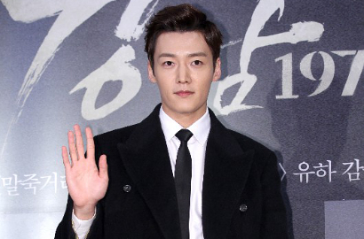 Choi Jin Hyuk Pastikan Masuk Wajib Militer Maret
