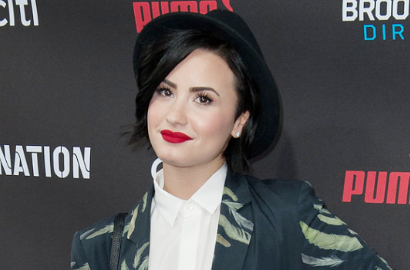 Beri Inspirasi, Demi Lovato Malah Bagikan Fotonya Berbikini