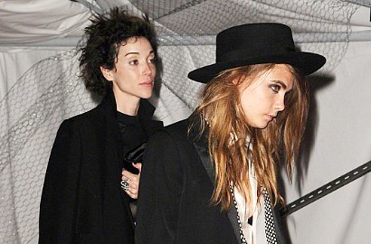 Wow, Cara Delevingne Ketahuan Cium Penyanyi Cewek, St. Vincent
