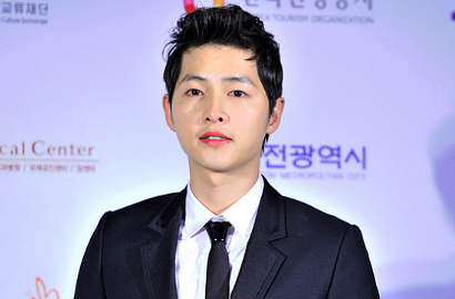 Song Joong Ki Sebenarnya Sudah Pastikan Bintangi 'Descendants of the Sun'?
