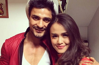 Romantisnya 'Vinita' Vin Rana dan Nita Sofiani Saat Selfie
