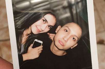Fans Menduga Syahnaz Sadiqah Dapat Hadiah Spesial dari Juan Christian