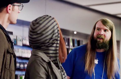 Apple Menang Award 'Numpang Ngiklan' Berkat 'Captain America'