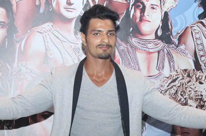 Vin Rana Minta Valeria Ulianova Hapus Foto 'Anaknya' di Instagram