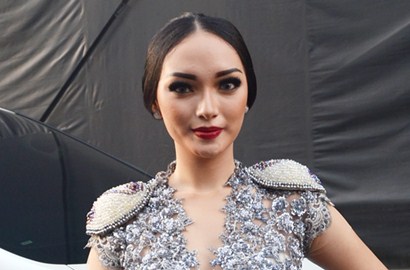 Zaskia Gotik Dirawat Akibat Percobaan Bunuh Diri?