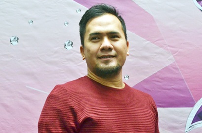 Saiful Jamil Nangis Kenang 4 Tahun Nikah dengan Virginia