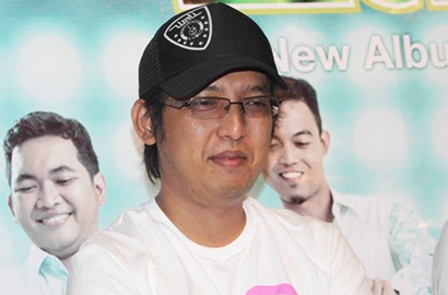 Gitaris Wali Dapat Kado Ultah Batu Akik Unik dari Istri