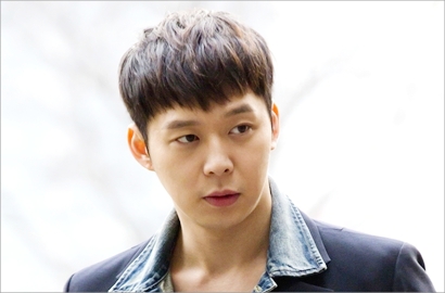 Ini Alasan Yoochun JYJ Terima Tawaran Bintangi 'Girl Who See Smells'