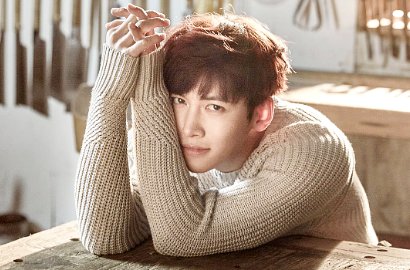 Ji Chang Wook Akui Sempat Tak Pede Saat Topless di 'Healer'