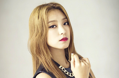 Bora Sistar Kejutkan Fans Pamer Foto Rambut Pendek