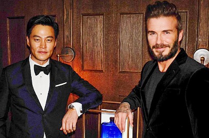 Gantengnya Lee Seo Jin 'Three Meals' Foto Bareng David Beckham