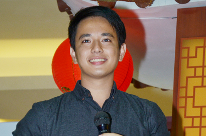Keenakan di Rumah, Billy Davidson Berat Hati Mulai Syuting Stripping