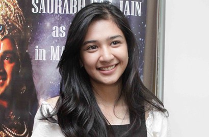 Mikha Tambayong Kesulitan Akting Bareng Saurabh di 'Check In Bangkok'