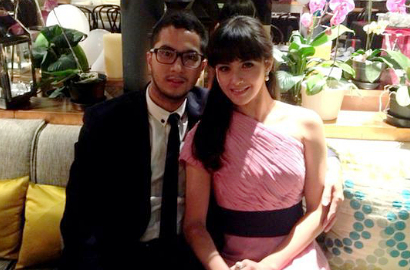 Sahabat Pamer Foto Romantis Pernikahan Revalina S Temat di Bali