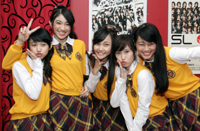 Andela dan Desy, Calon Kapten Team T JKT48