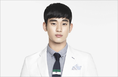 Keren, Kim Soo Hyun Dipilih Jadi Model Pesawat Jeju Air