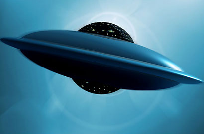 UFO Misterius Tertangkap Kamera Canggih Terbang Berkecepatan Tinggi