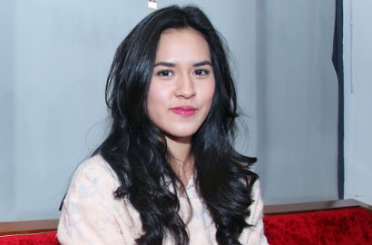 Raisa Sulit Lupakan Mantan Kekasih di Debut Filmnya