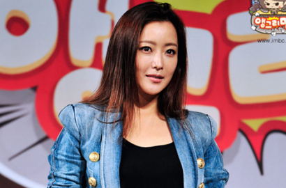 Produser Butuh Waktu Sebulan Bujuk Kim Hee Sun Bintangi 'Angry Mom'